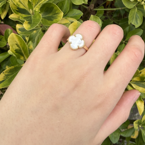 Sedef Yonca Yüzük 2.68 gr 14 Ayar Altın