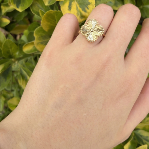 14 Ayar Altın Sade Yonca Yüzük 3.23 gr